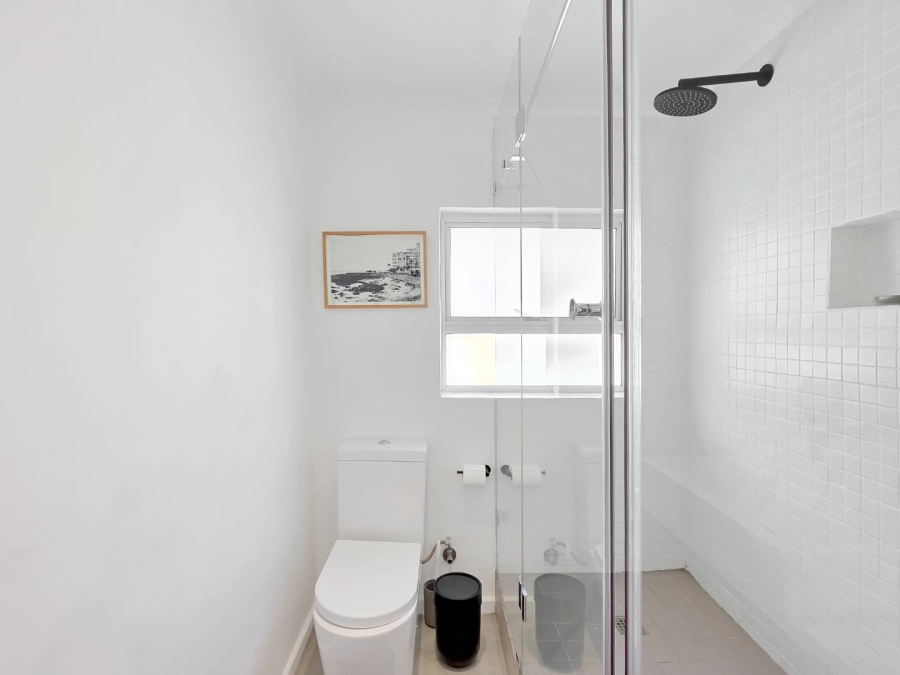 1 Bedroom Property for Sale in Sea Point Western Cape